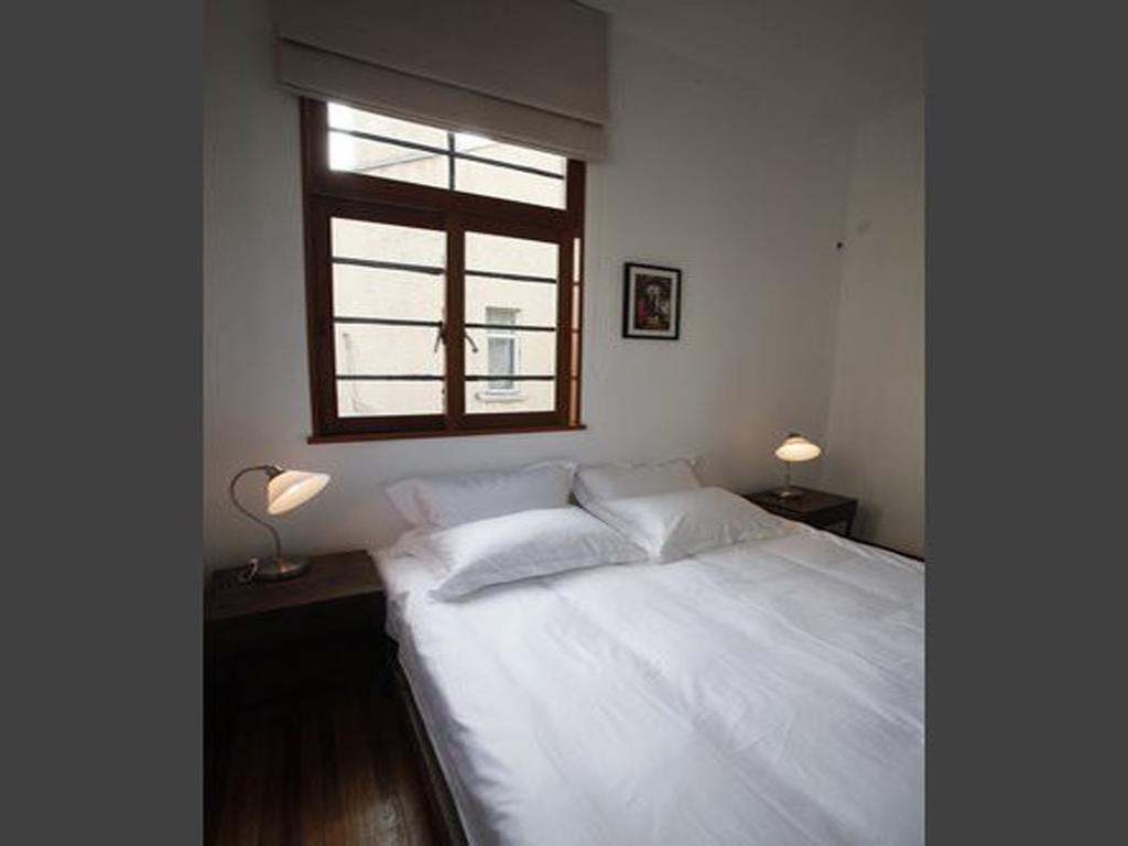 Shanghai Lane Room photo
