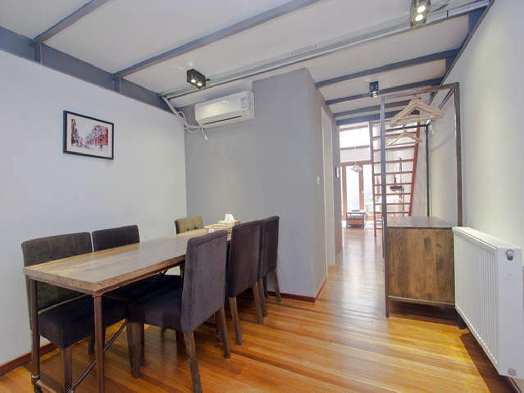 Shanghai Lane Room photo