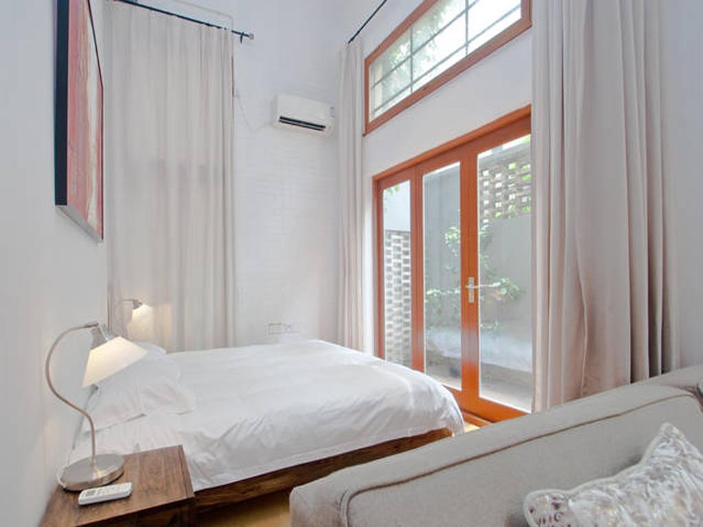Shanghai Lane Room photo